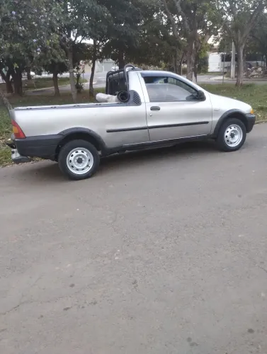 Fiat Strada Working 1.5 MPI 8V CE 2000
