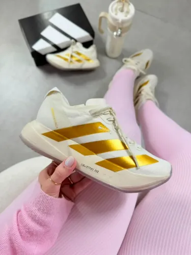 Tênis Importado Adidas Adizero Adios Pró 4 Off Dourado Disponível 34 AO 38 Entregas/Envios