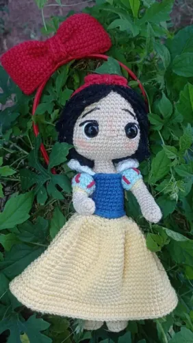 Branca de Neve em Amigurumi