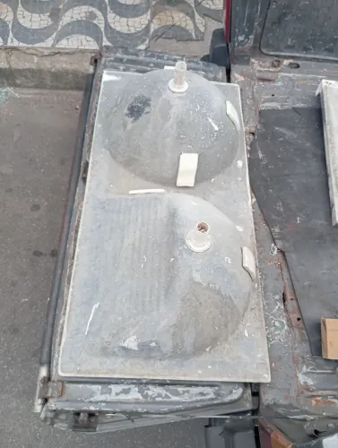 Vendo Tanque 1,00 Comprimento 0,50 Largura 