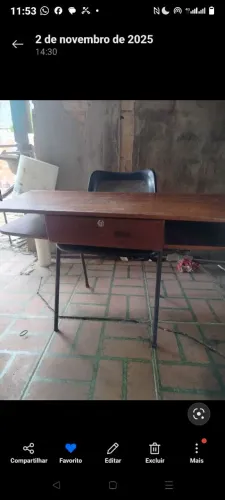 Bancada de salão de madeira