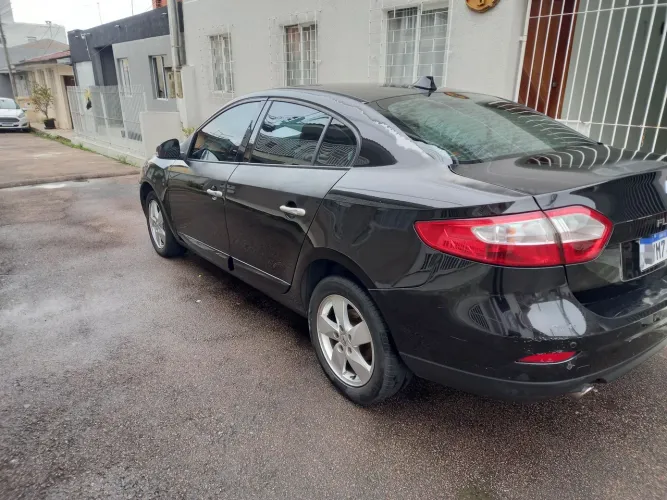 Renault Fluence Sed. Dynamique 2.0 16V Flex Mec. 2013