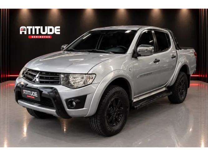 Mitsubishi L200 Triton HLS 2.4 Flex 16V CD Mec. 2015