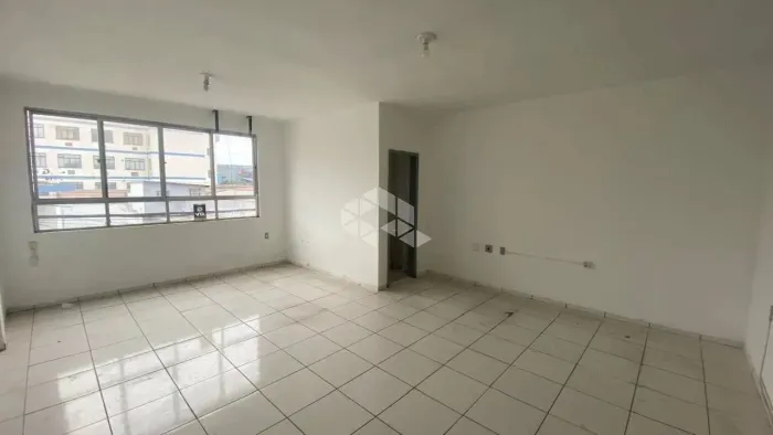 Sala comercial no centro de Esteio