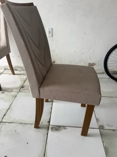 Vendo cadeira de mesa