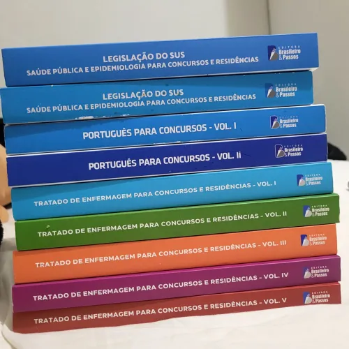 Livros para concurso Português e Enfermagem