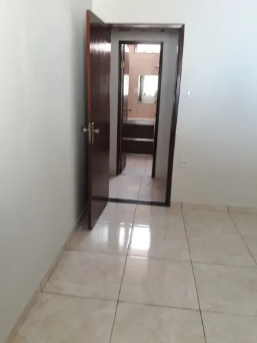Aluga-se uma casa no Centro - Montes Claros