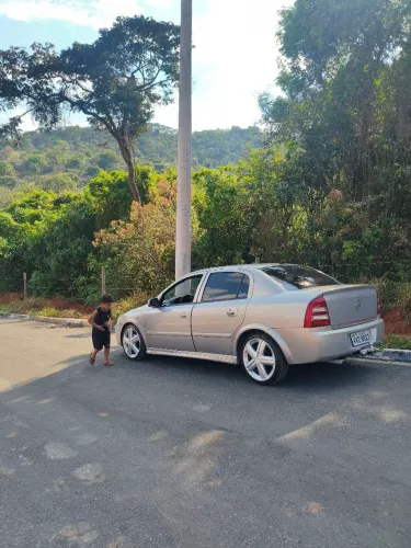 Chevrolet Astra Sedan 2.0/ CD 2.0 MPFI 8V 4P Aut. 2004