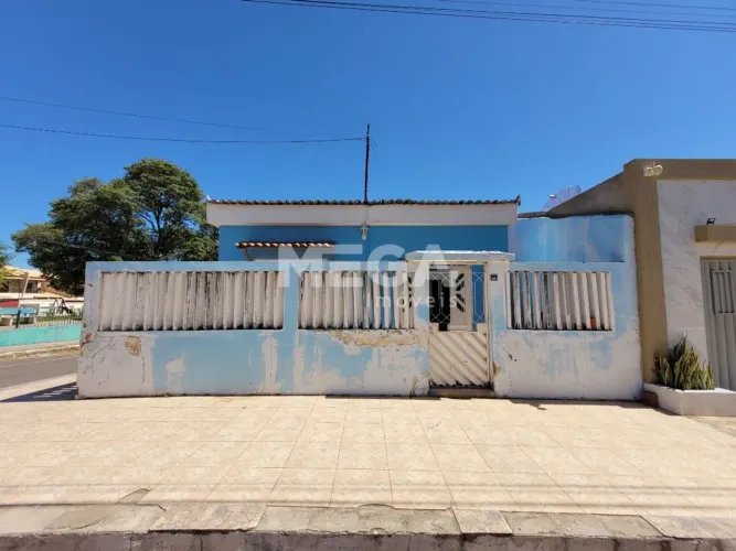 Casa com 2 dormitórios no Bairro Alto da Alegria Barbalha/CE