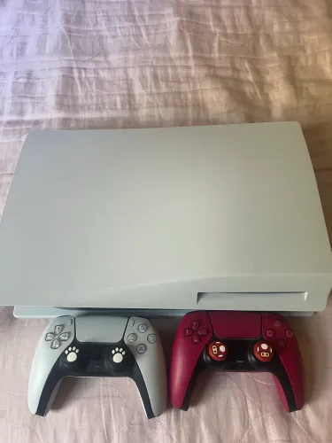 PS5 FAT COM LEITOR +2 MANETES 