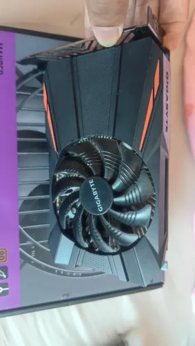 Kit GTX 1050ti, 16GB ddr4, Gabinete Luna A275, fonte Mancer thunder 500w.