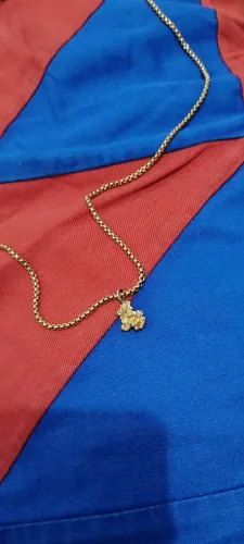 Cordão com pingente