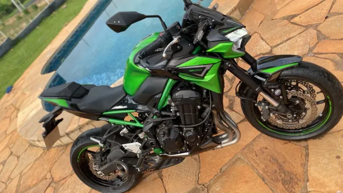 Kawasaki Z 900 2022