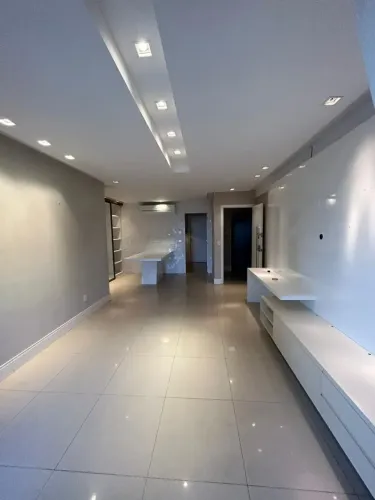 Oportunidade na Península | 3 suítes | 138 m²