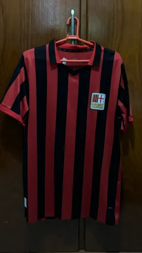 Camisa Milan comemorativa 125 anos 
