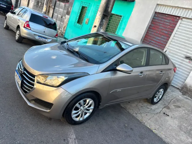 Hyundai HB20S C.plus/c.style1.0 Flex 12V Mec. 4P 2016