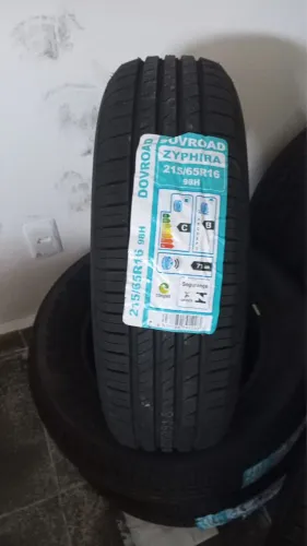 PNEU 215/65R16