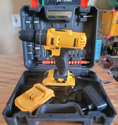 Furadeira e Parafusadeira à Bateria 48V profissional com kit completo produto Novo 