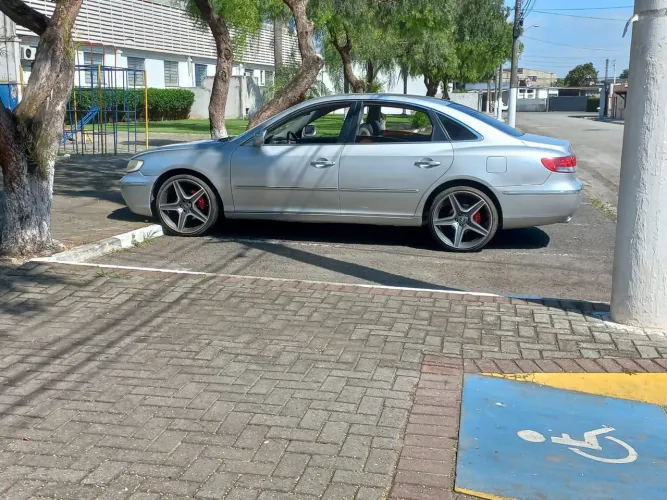Hyundai Azera GLS 3.3 V6 24V 4P Aut. 2009