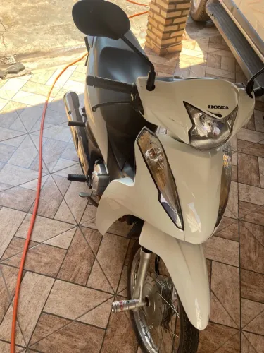 Honda Biz 110i 2023