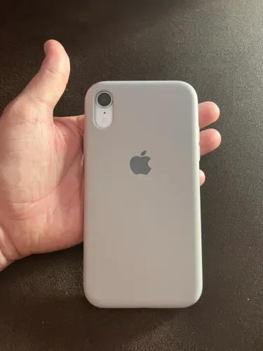 iPhone XR branco 64g