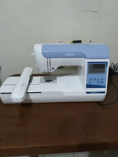 Máquina brother BE915L para bordados