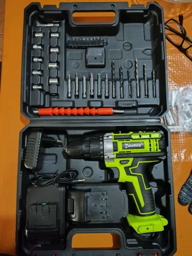 Parafusadeira 68v a bateria ?