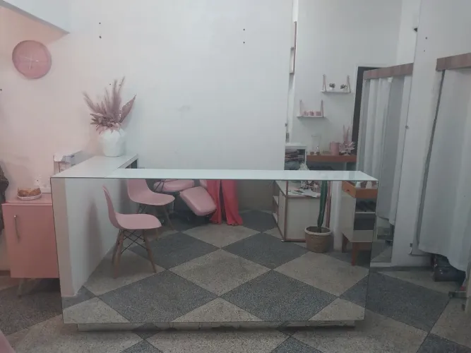 balcao L espelhado 
