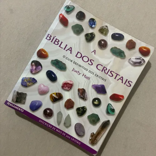 A Bíblia dos Cristais Vol. 1 - Judy Hall | Excelente Estado