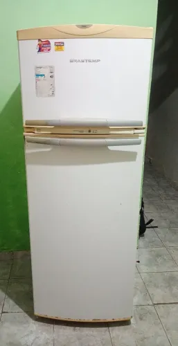 Vendo geladeira duplex Frostfree Brastemp funcionando perfeitamente 700 reais