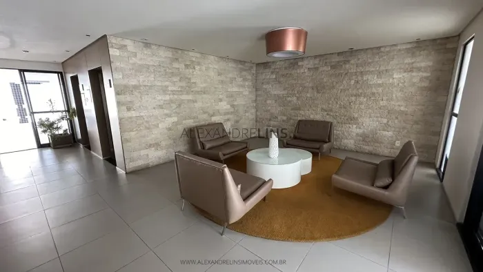 Excelente opção nascente com 3 quartos na Ponta Verde vizinho ao Palato