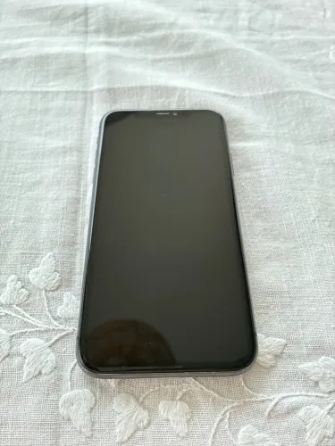 Iphone 11 128 gb com NF, seminovo