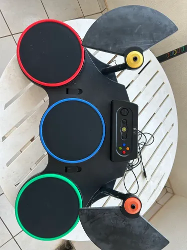 Instrumentos Guitar Hero World Tour