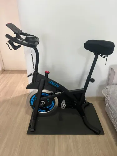 Bicicleta Spinning Ergométrica JMJN - Excelente Estado