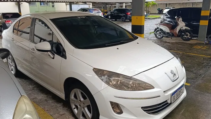 Peugeot 408 Sedan Allure 2.0 Flex 16V 4P Aut. 2014