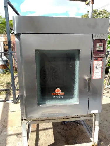 Vendo forno industrial de 8 bandejas a gás 