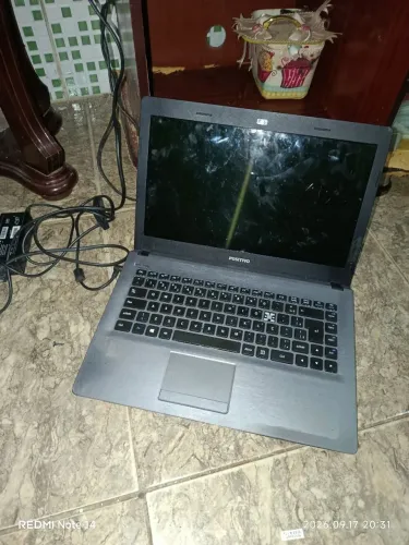 Notebook Positivo pra peças.