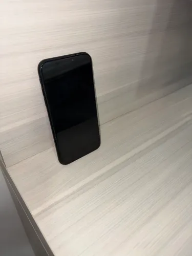 iPhone xr - seminovo