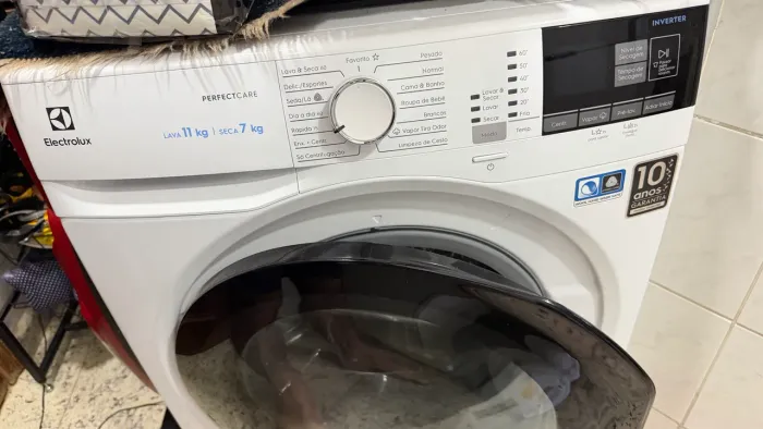   Lava e Seca Electrolux 11kg Branca Inverter (LSP11)