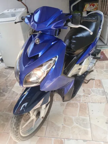 Vendo moto automática Neo ótimo estado