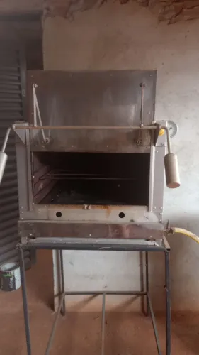 Forno a gás Venâncio funcionando perfeitamente era só meu uso