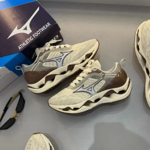 Tênis Mizuno Wave Stratos 3