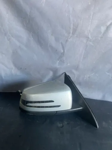 Retrovisor Mercedes gla 200 17/18 lado direito