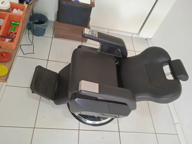 Cadeira de barbeiro hidráulica e reclinável