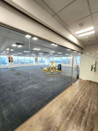 Laje para Locação com 1000 m² - Edifício West Corp - Alphaville em Barueri/SP.