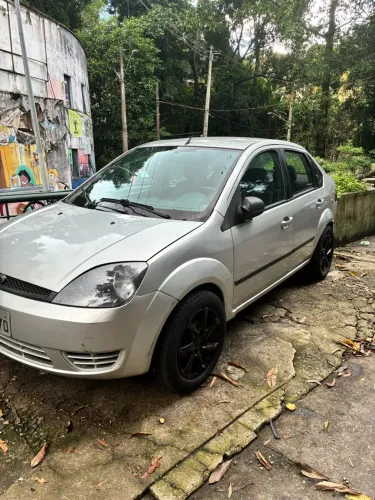 Ford Fiesta Sed. 1.6 8V Flex 4P 2006
