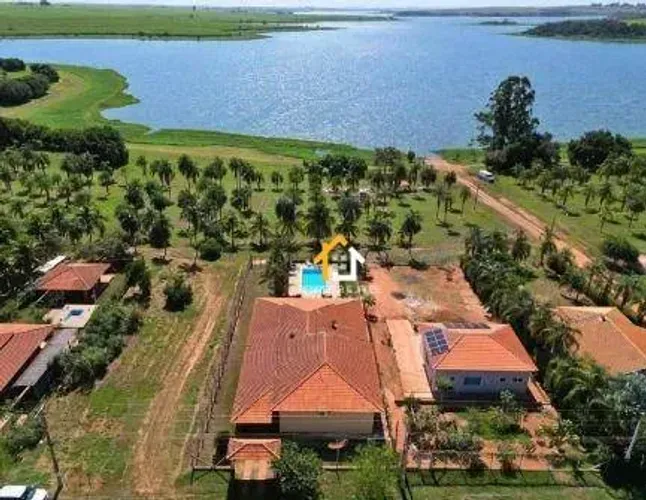 Chácara com 4 dormitórios à venda, 902 m² por R$ 1.350.000,00 - Condomínio Terra da Barra