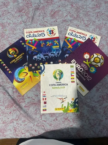 Lote Albuns copa america e Eurocopa- vazios