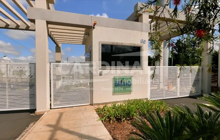 Apartamento mobiliado com ótima localização, pronto para morar