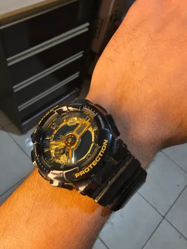 Casio G-Shock GA-110GB Original - R$ 400